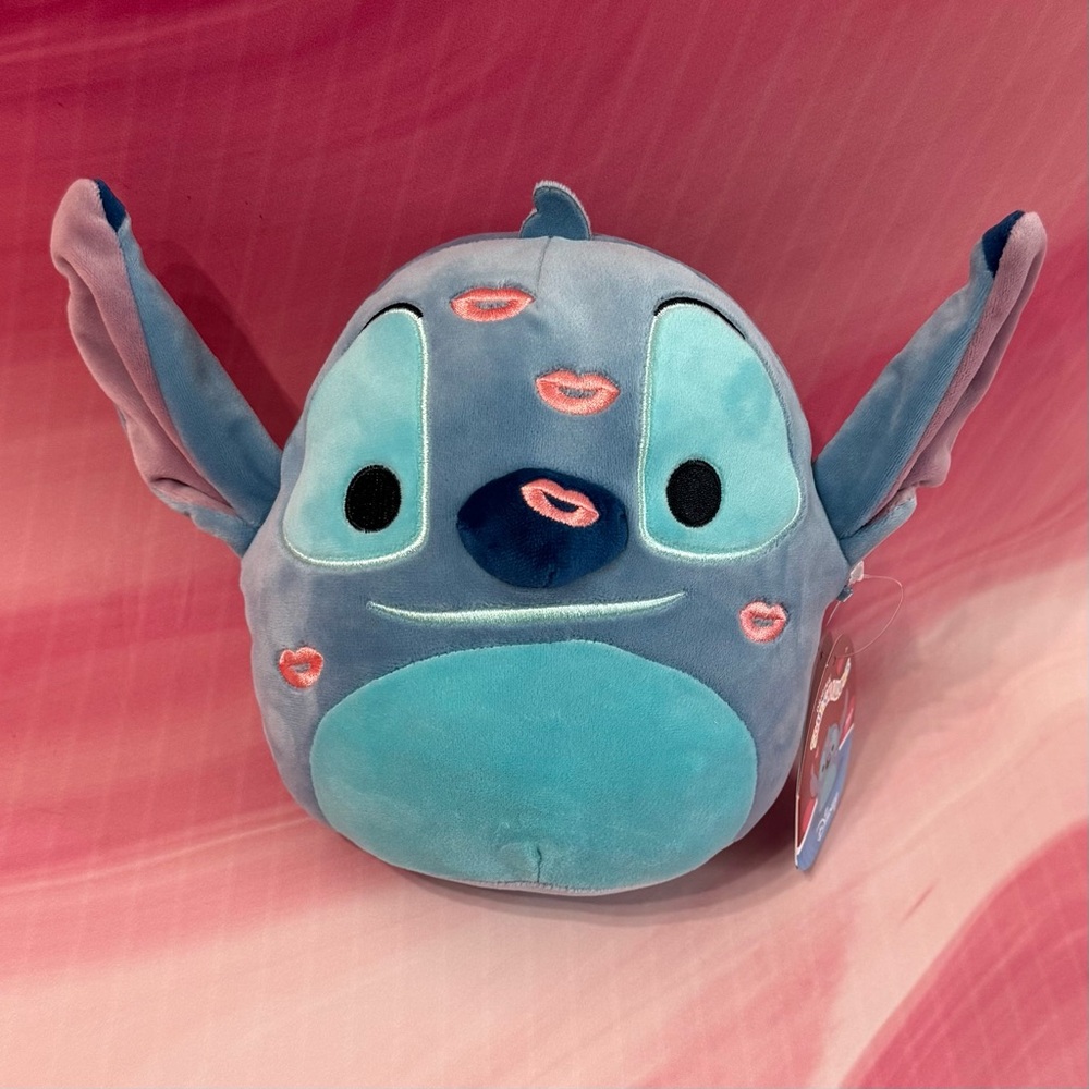 Disney Squishmallow Stitch 8” NWT